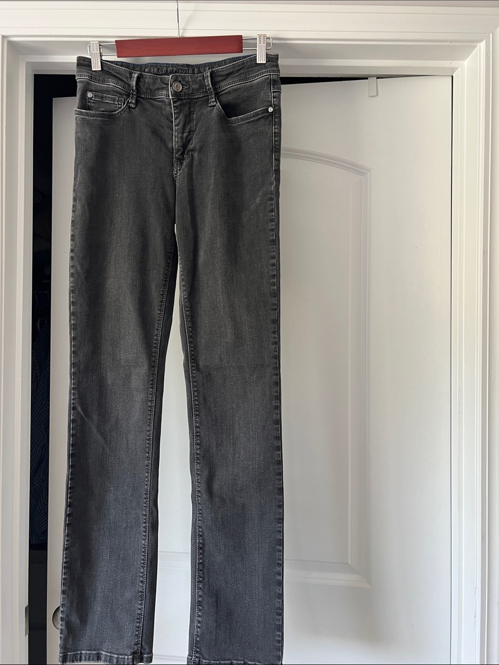 MAC Women's Gray Straight-Leg Jeans